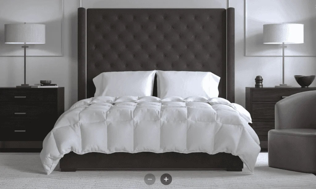 Saatva Down Alternative Comforter