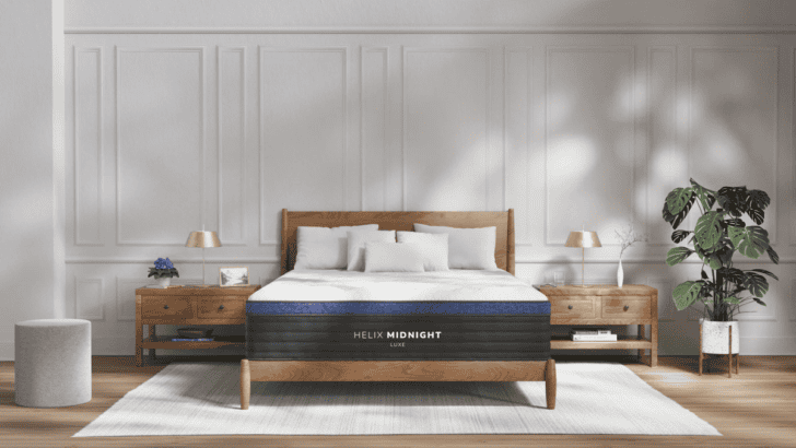 Helix Midnight Luxe Review: I Tried It (And Why You&rsquo;ll Want To)