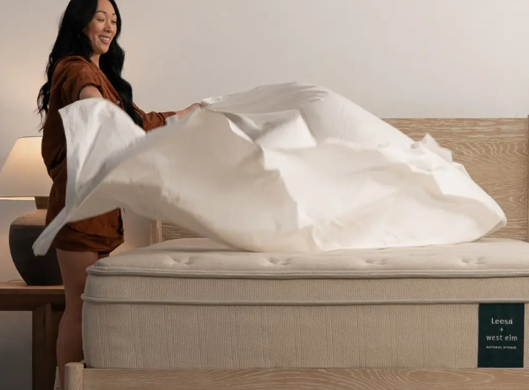 Leesa Feel and Materials