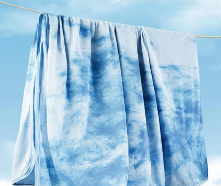 Elegear Cooling Blanket: Best Budget Pick